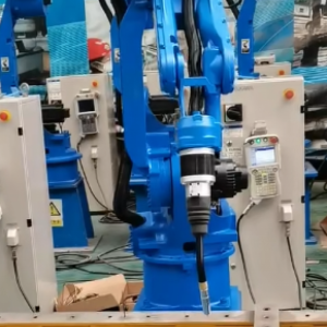 安川工业机器人