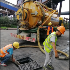 昆明宜良专车抽粪 污水池淤泥池清理 隔油池清理 化粪池清理