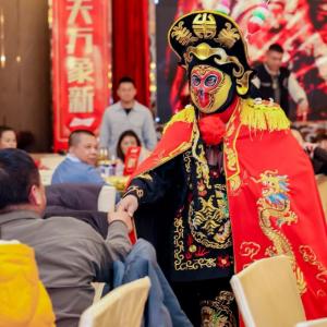 西安承接舞龙舞狮、启动道具、开业剪彩、舞台搭建、舞蹈乐队、宇树机器人